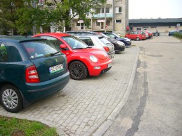 Miejsca postojowe ul. Banachiewicza 12_1